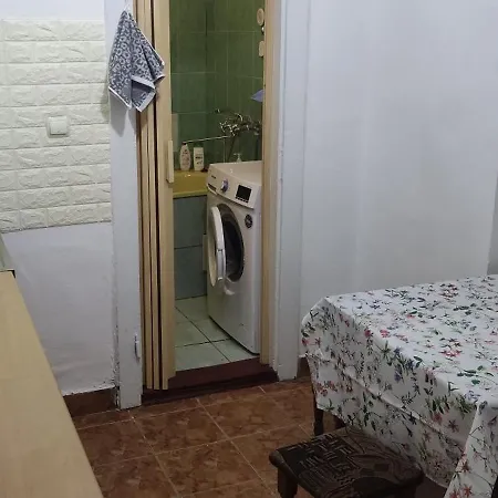 Radvanka напівособняк з власним двором Apartment Uzhhorod