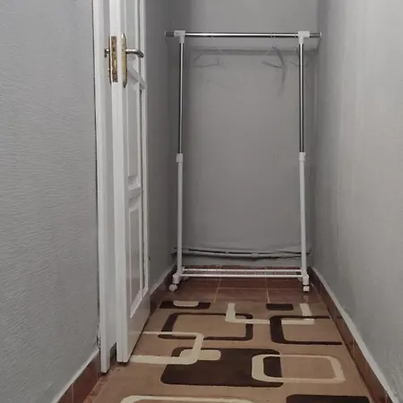 Apartment Radvanka напівособняк з власним двором